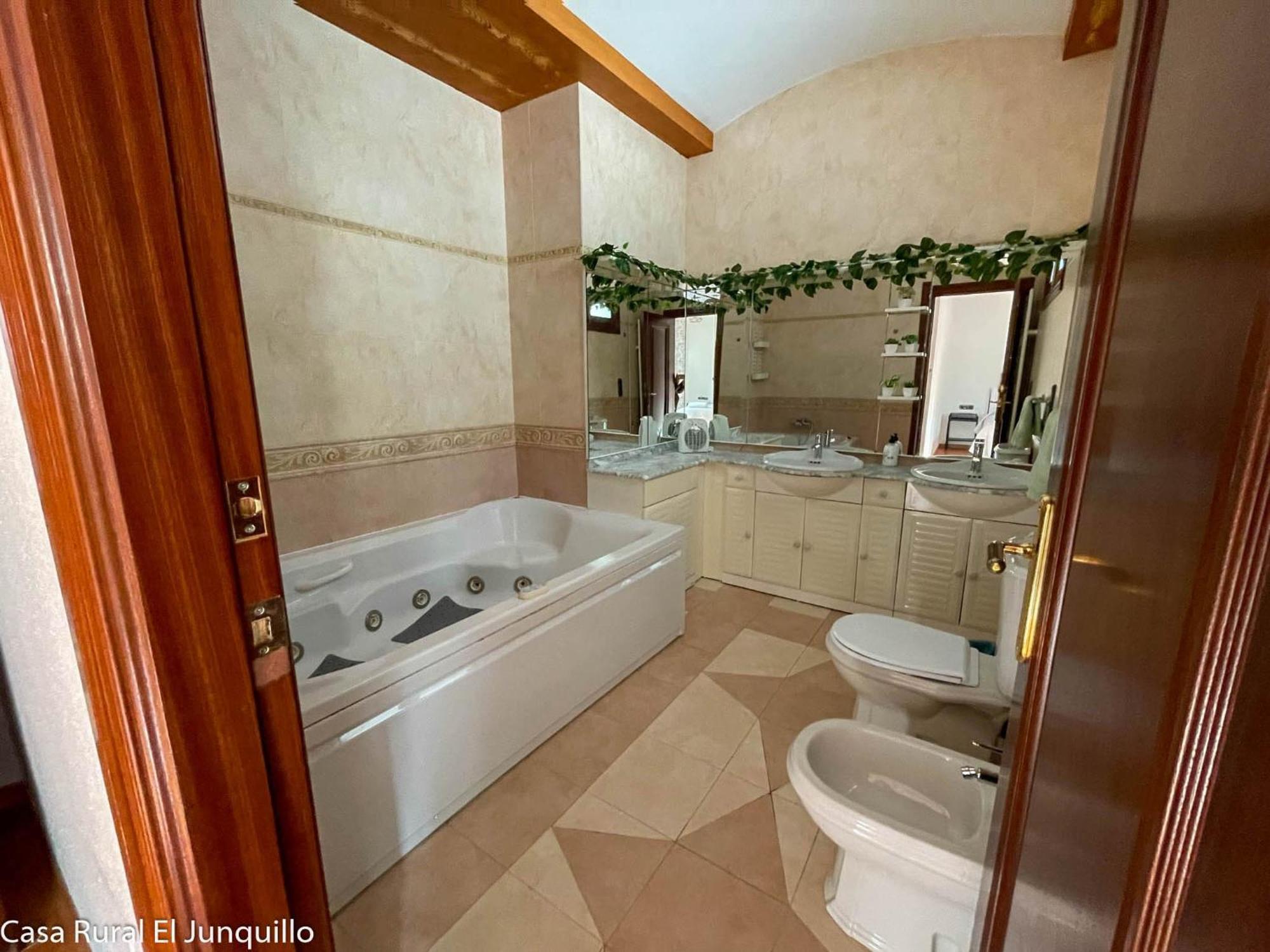 Casa Rural El Junquillo Cuevas De San Marcos Ngoại thất bức ảnh